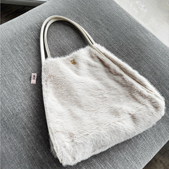Victoria's Secret Cream Faux Fur Shoulder Bag - Picture 6 of 6